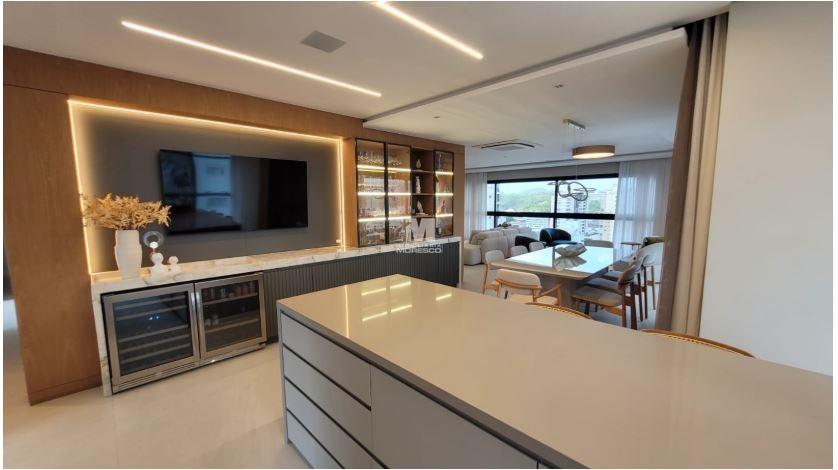 Apartamento à venda no bairro Centro I: