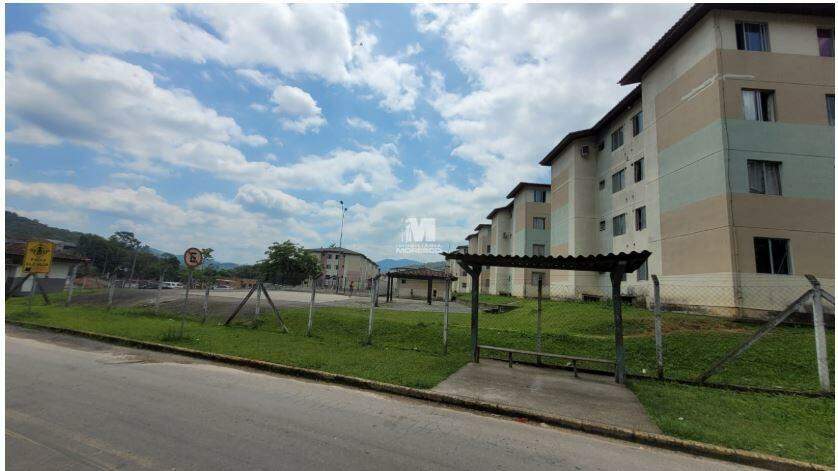 Apartamento à venda no bairro Cedrinho: 