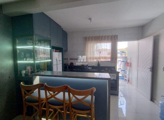 Casa à venda no bairro Cedrinho: 