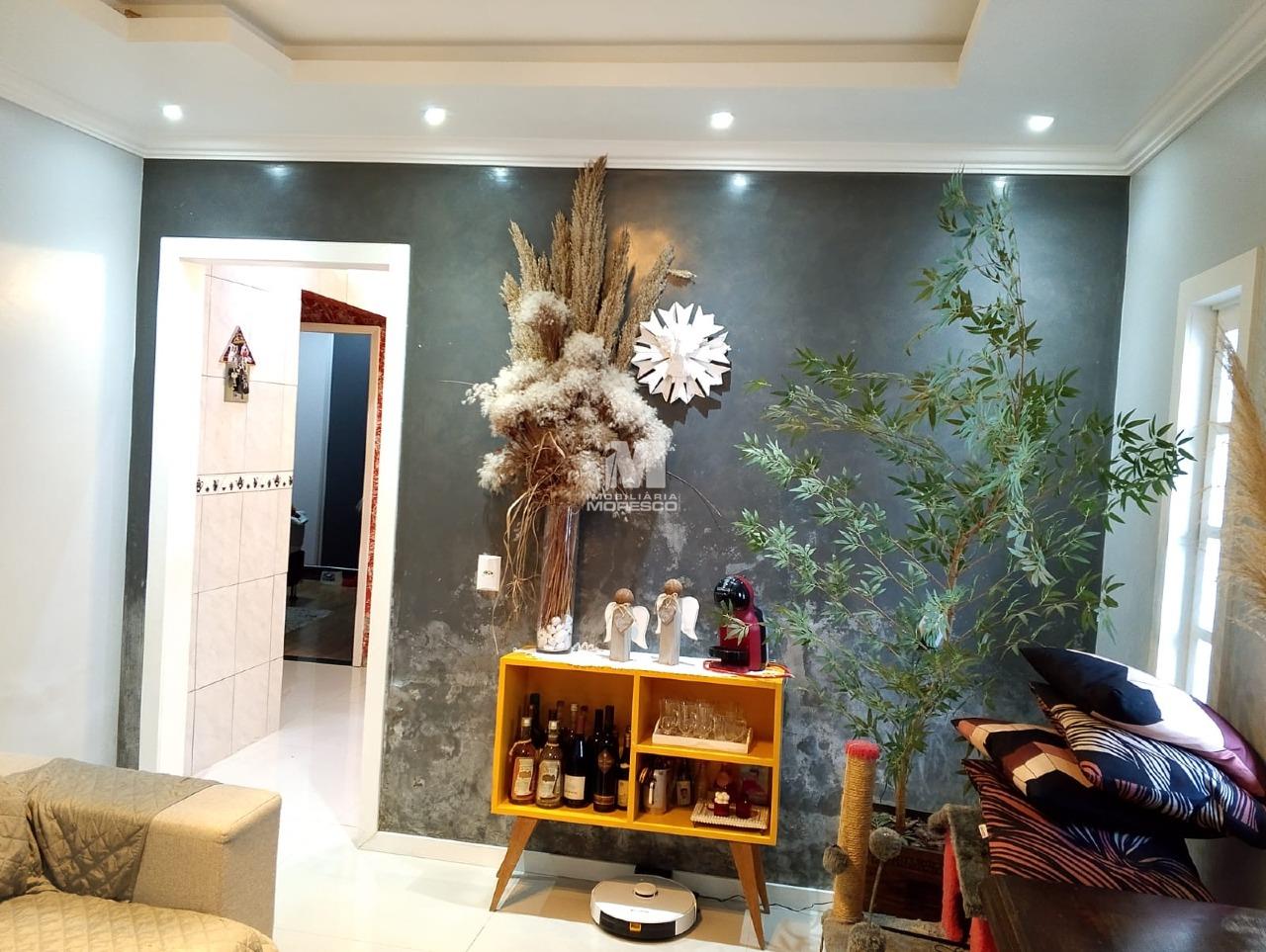 Casa à venda no bairro Dom Joaquim: 