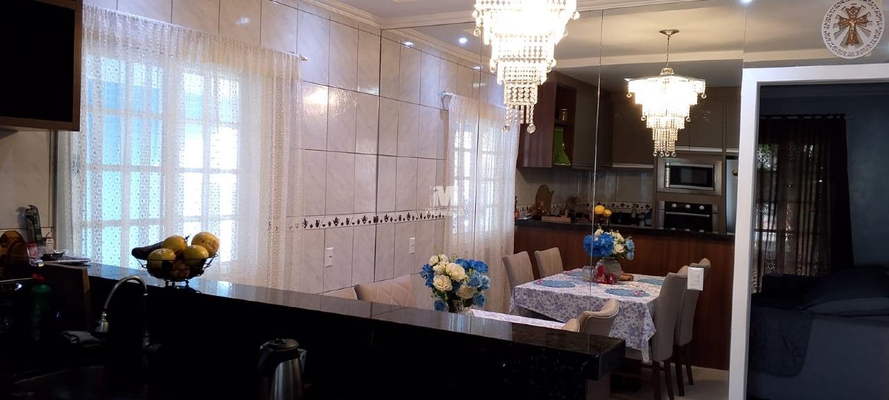 Casa à venda no bairro Dom Joaquim: 