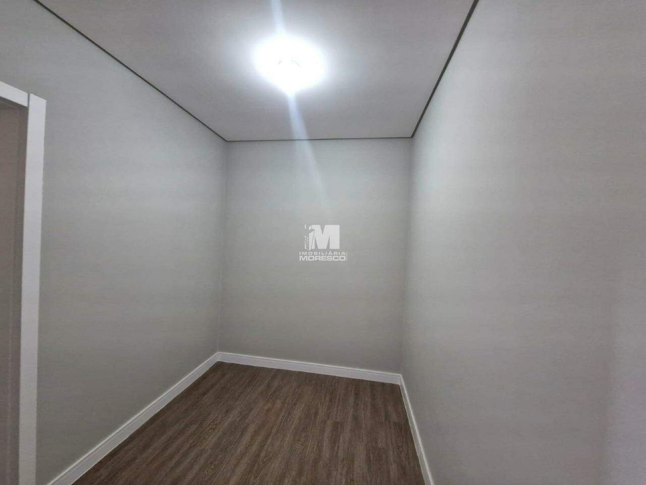 Casa à venda no bairro Centro: 