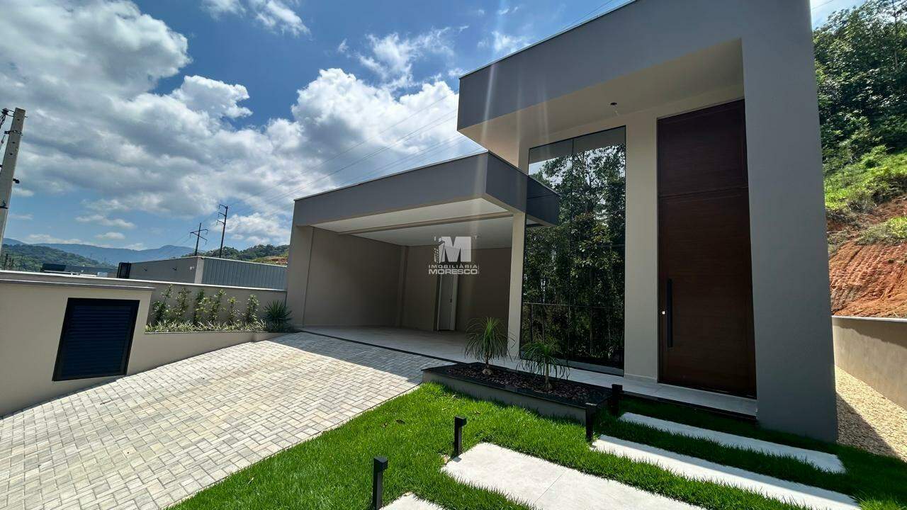 Casa à venda no bairro Centro: 