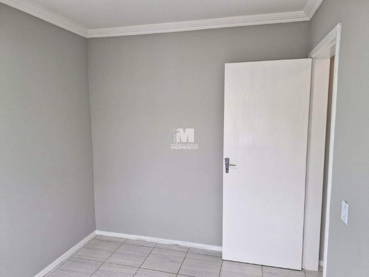Apartamento à venda no bairro Souza Cruz: