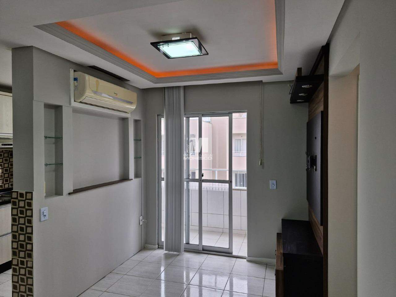 Apartamento à venda no bairro Souza Cruz: 