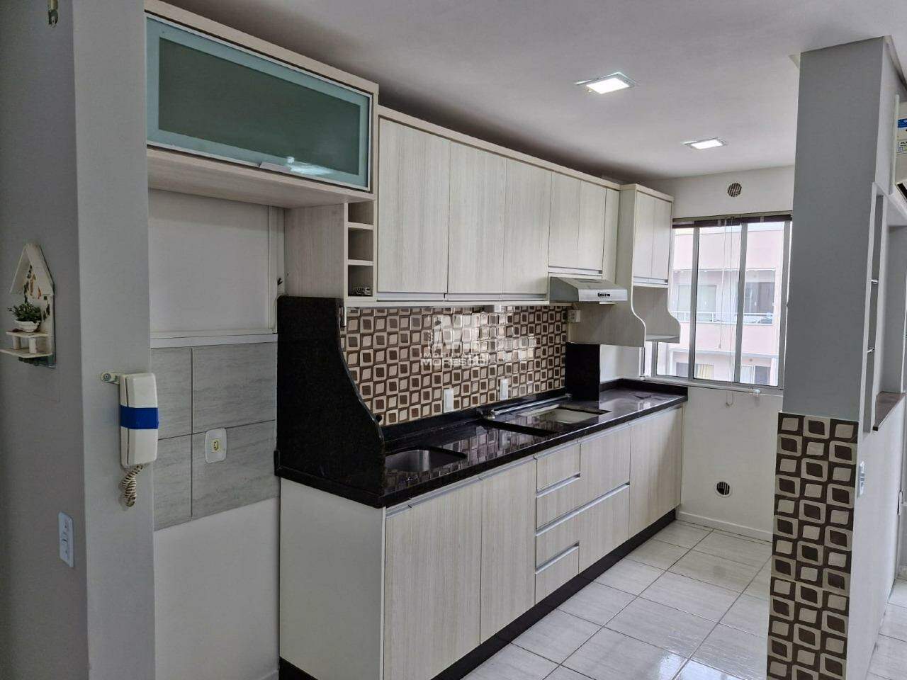 Apartamento à venda no bairro Souza Cruz: 