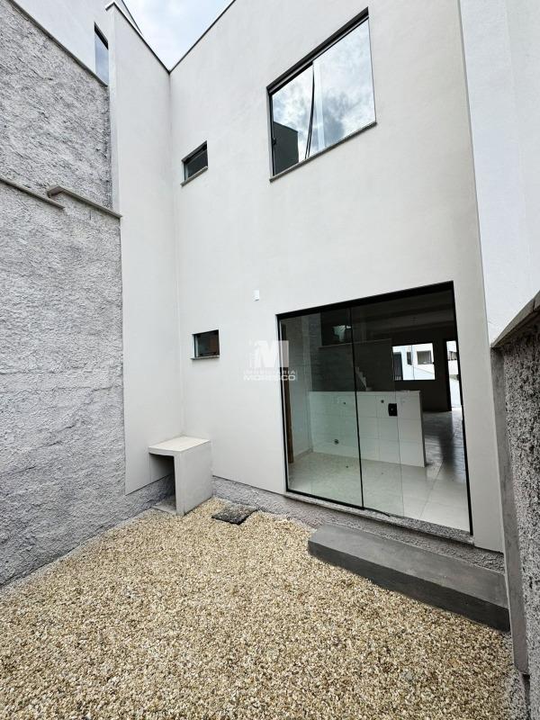 Casa à venda no bairro Limeira Baixa: 