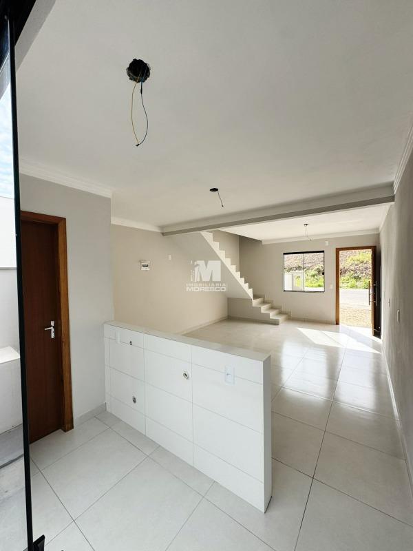 Casa à venda no bairro Limeira Baixa: 