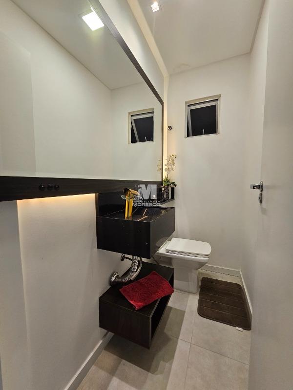 Apartamento à venda no bairro Centro II: 