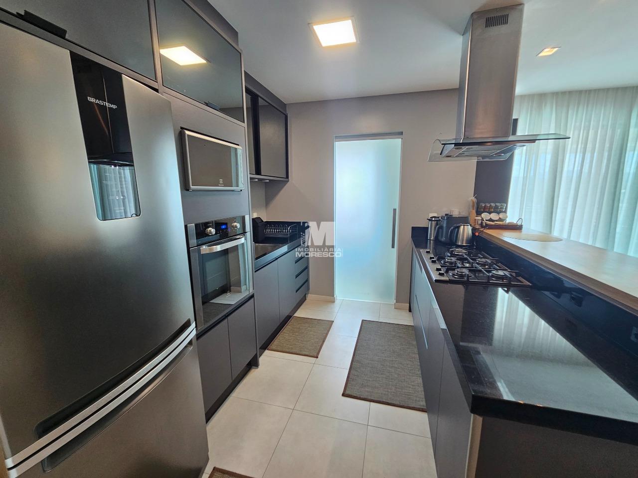 Apartamento à venda no bairro Centro II: 