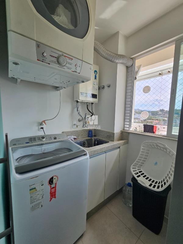 Apartamento à venda no bairro Centro II: 