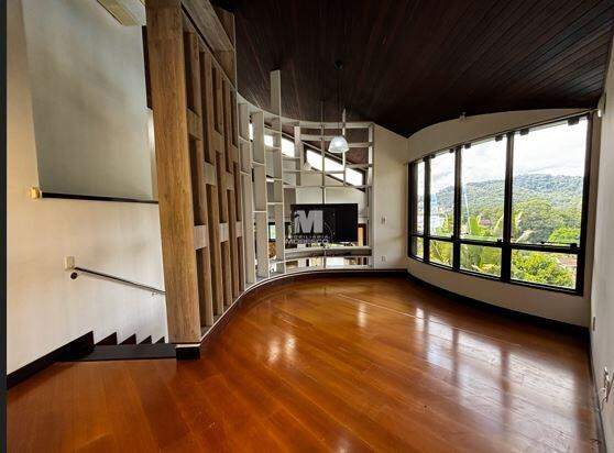 Casa à venda no bairro Guarani: