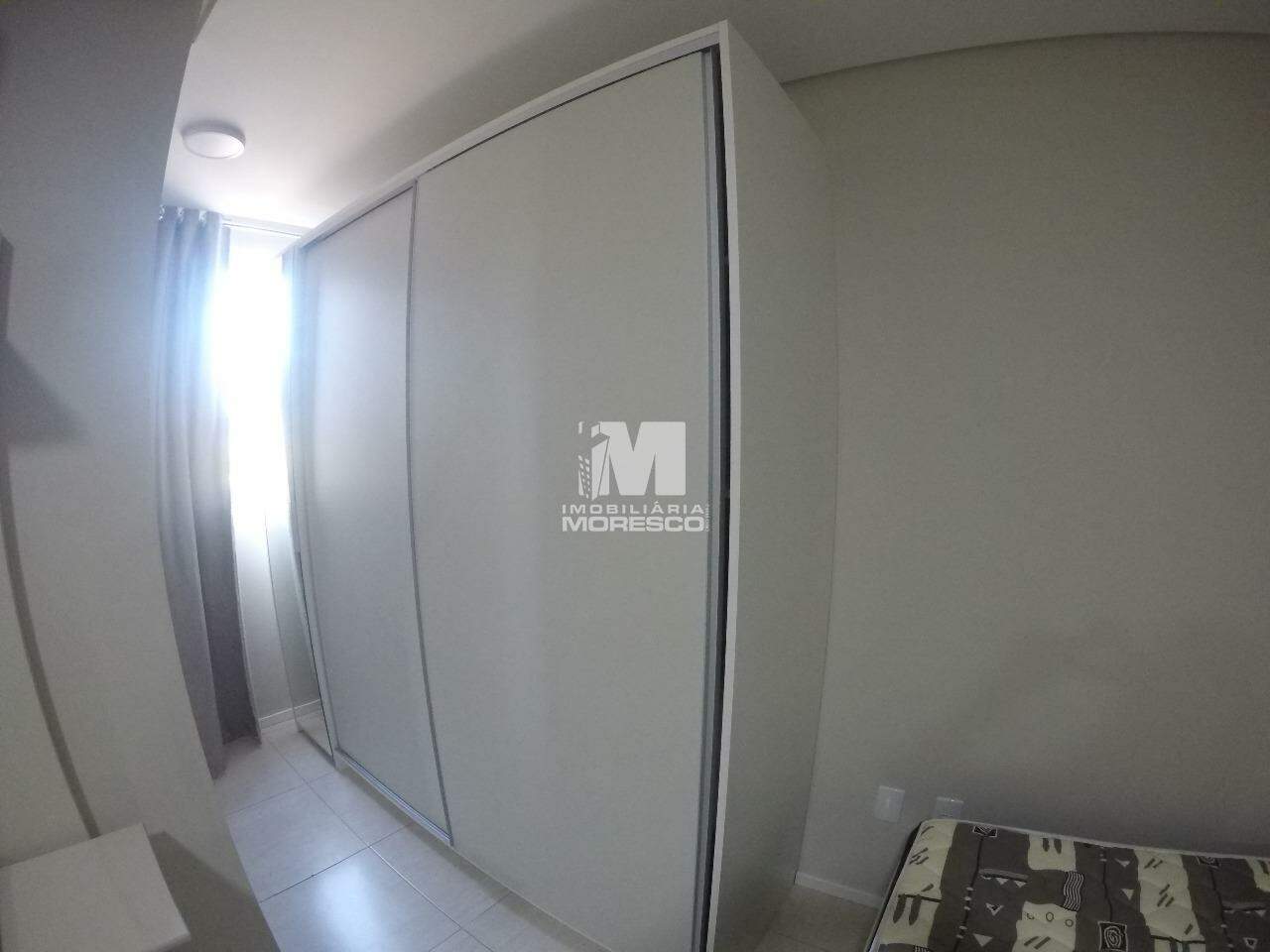 Flat à venda no bairro Santa Terezinha: 