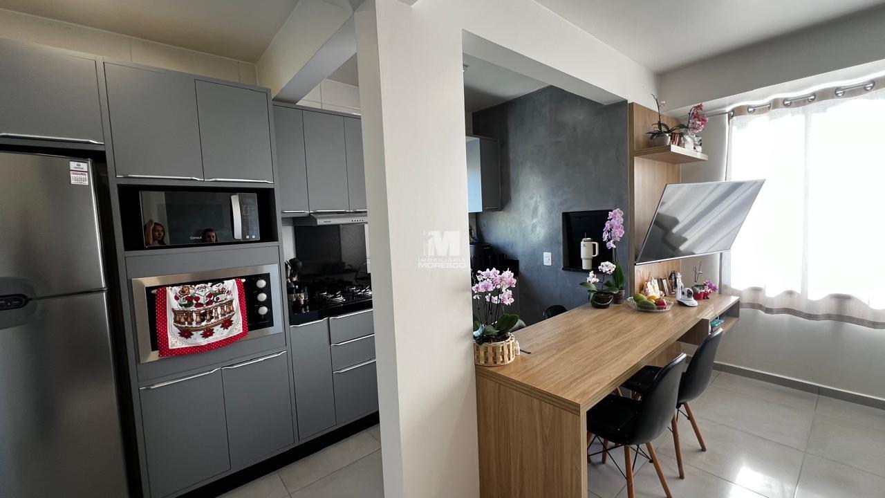 Apartamento à venda no bairro Limoeiro: 