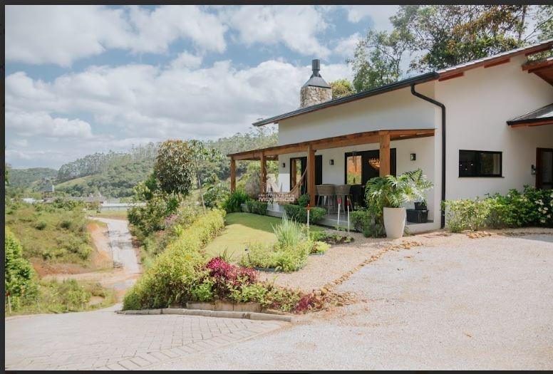 Sítio/Chácara à venda no bairro Limoeiro: 