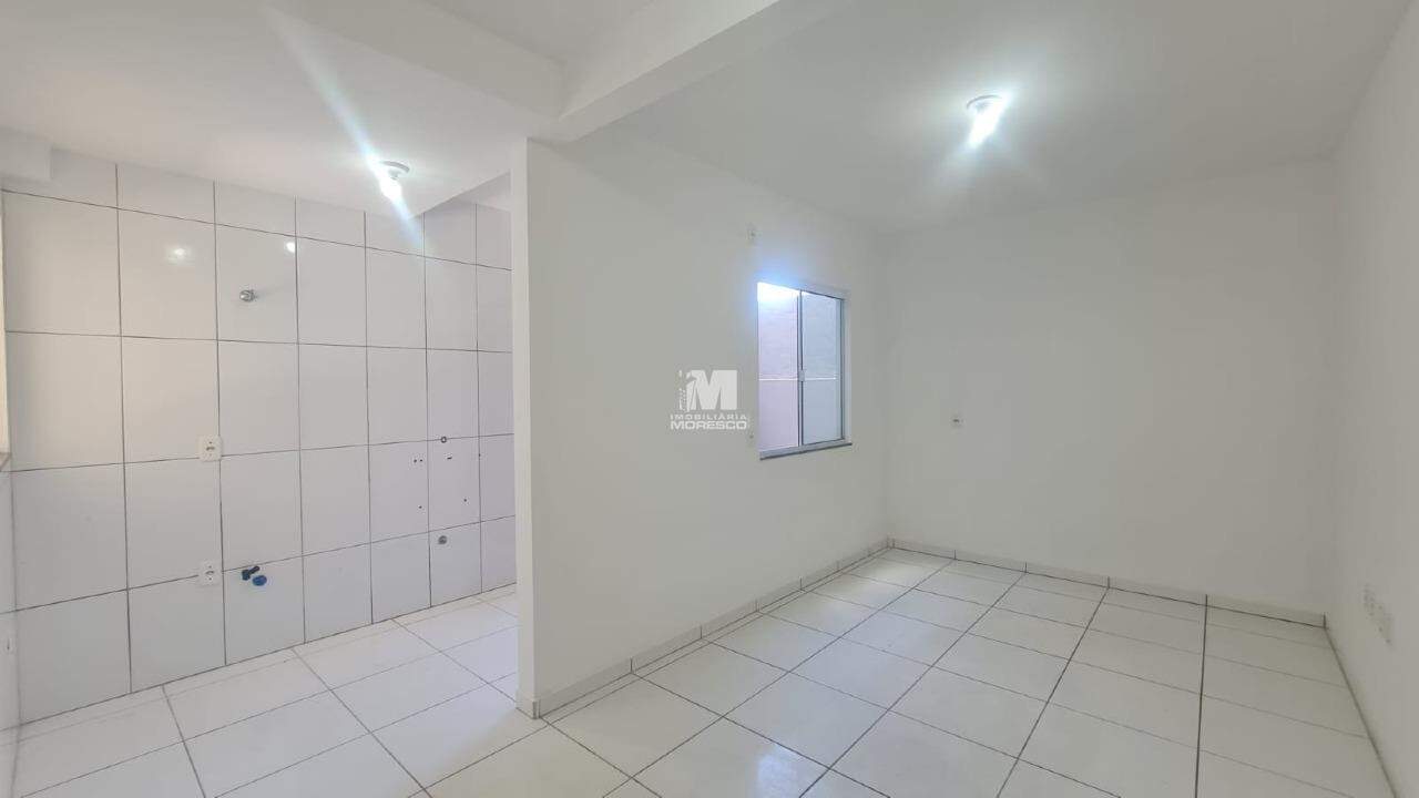 Casa à venda no bairro Limoeiro: 