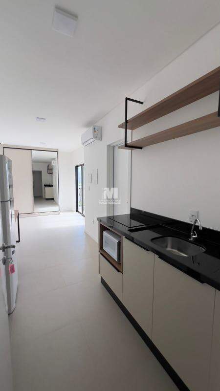 Flat para aluguel no bairro Santa Terezinha: 
