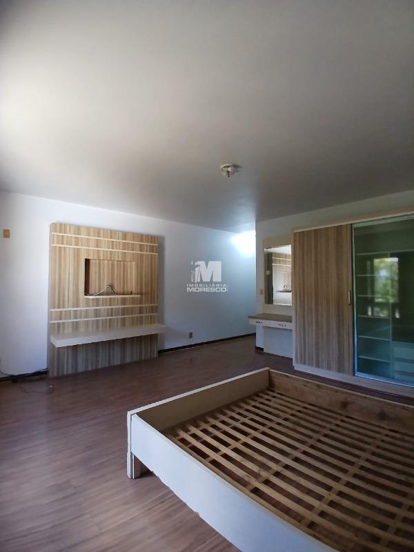 Casa à venda no bairro Guarani: