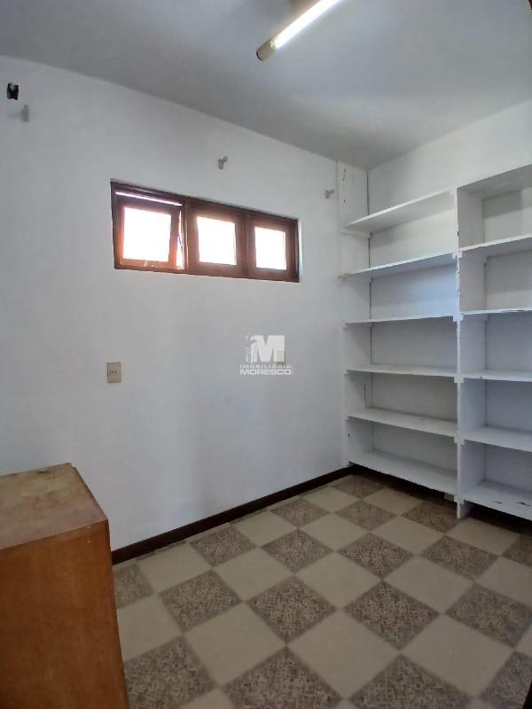 Casa à venda no bairro Guarani: