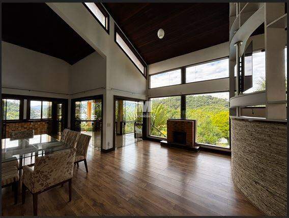 Casa para aluguel no bairro Guarani: