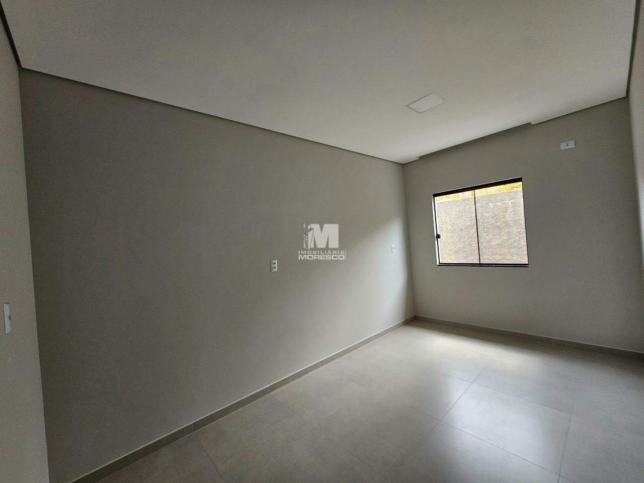Casa à venda no bairro Dom Joaquim: