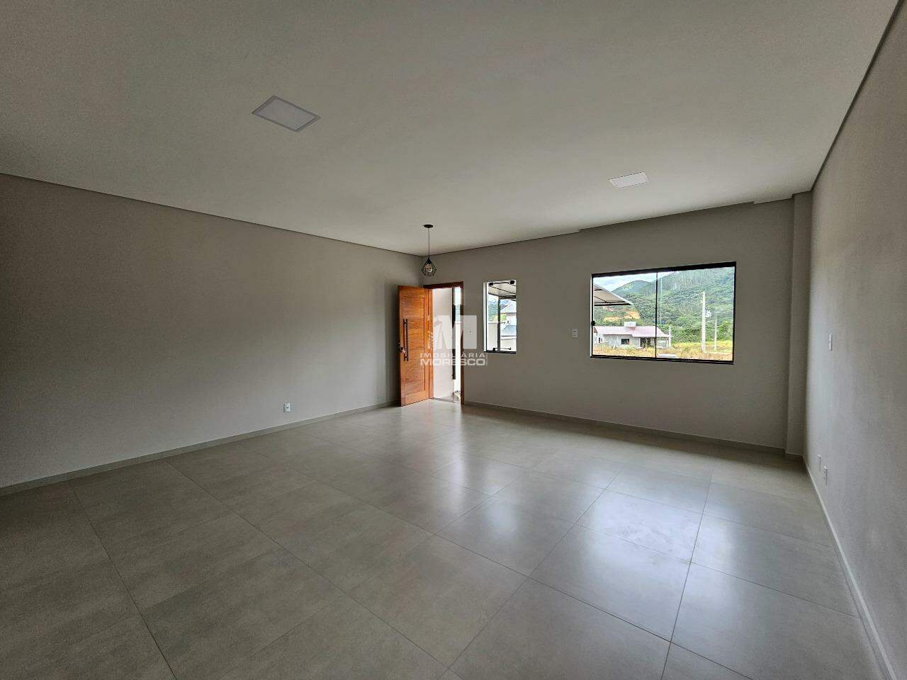 Casa à venda no bairro Dom Joaquim: