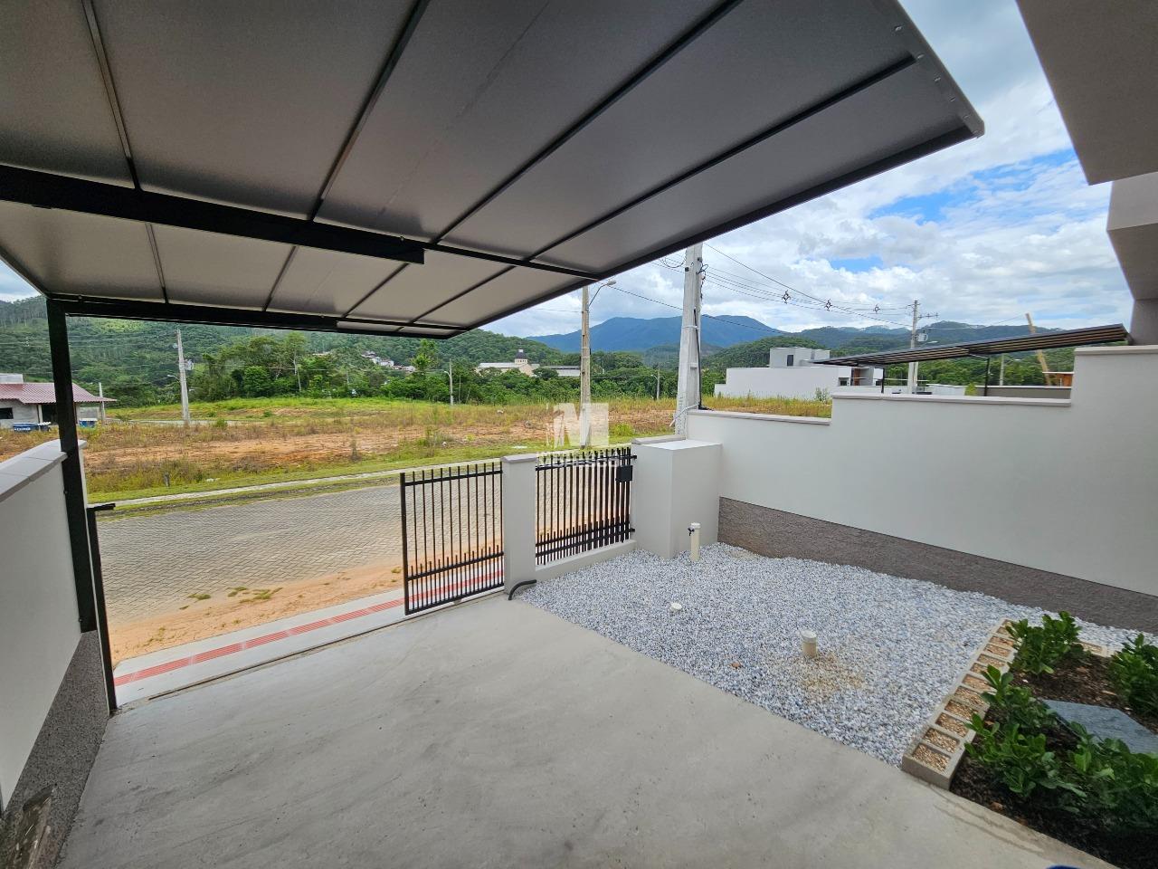 Casa à venda no bairro Dom Joaquim: