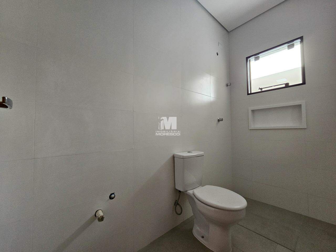 Casa à venda no bairro Dom Joaquim: