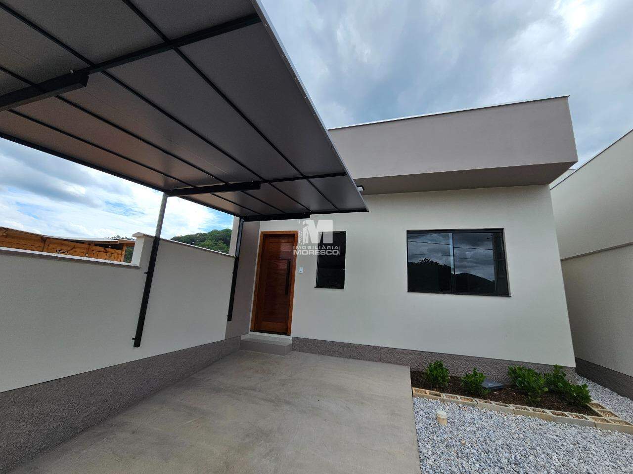 Casa à venda no bairro Dom Joaquim: