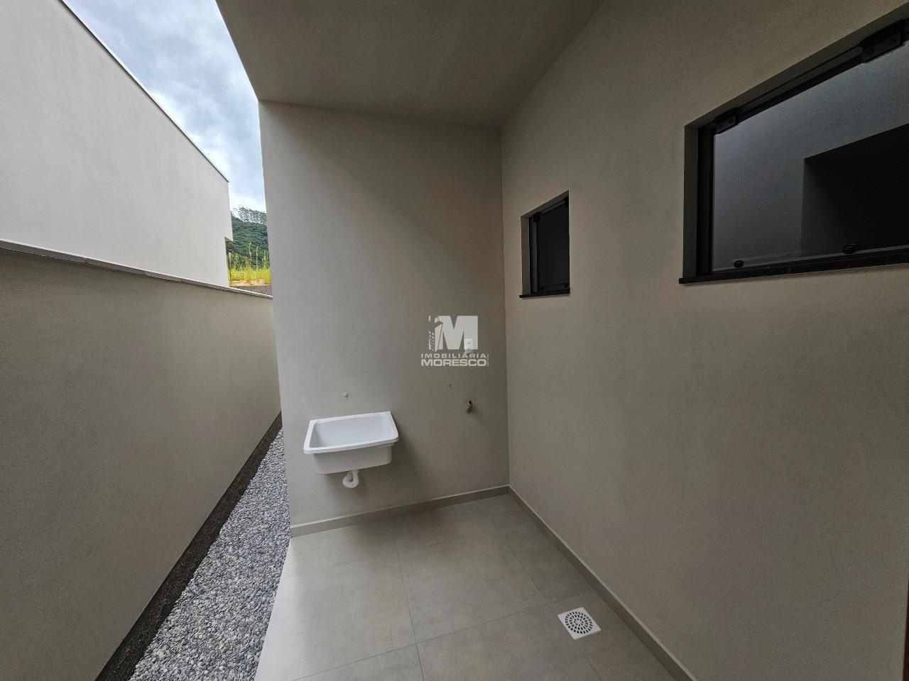 Casa à venda no bairro Dom Joaquim: