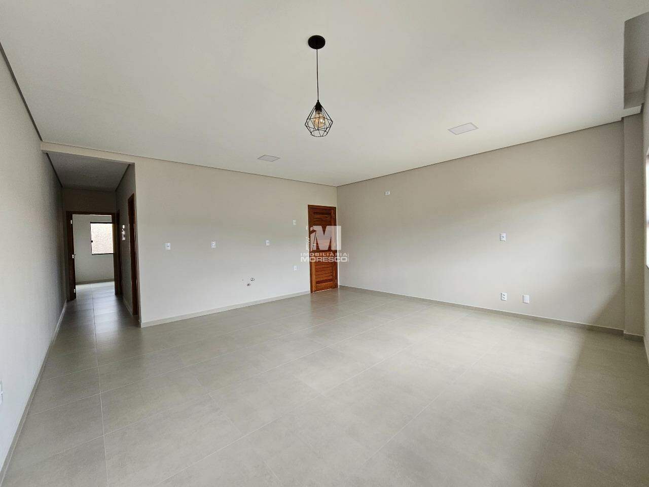 Casa à venda no bairro Dom Joaquim: