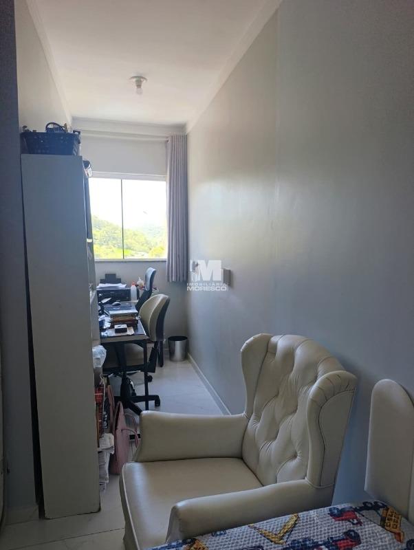 Casa à venda no bairro Limeira Baixa: 