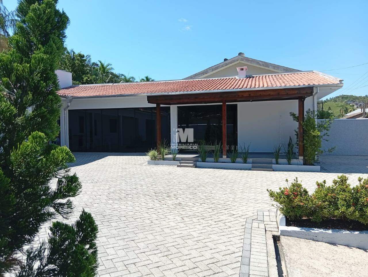 Casa à venda no bairro Centro: