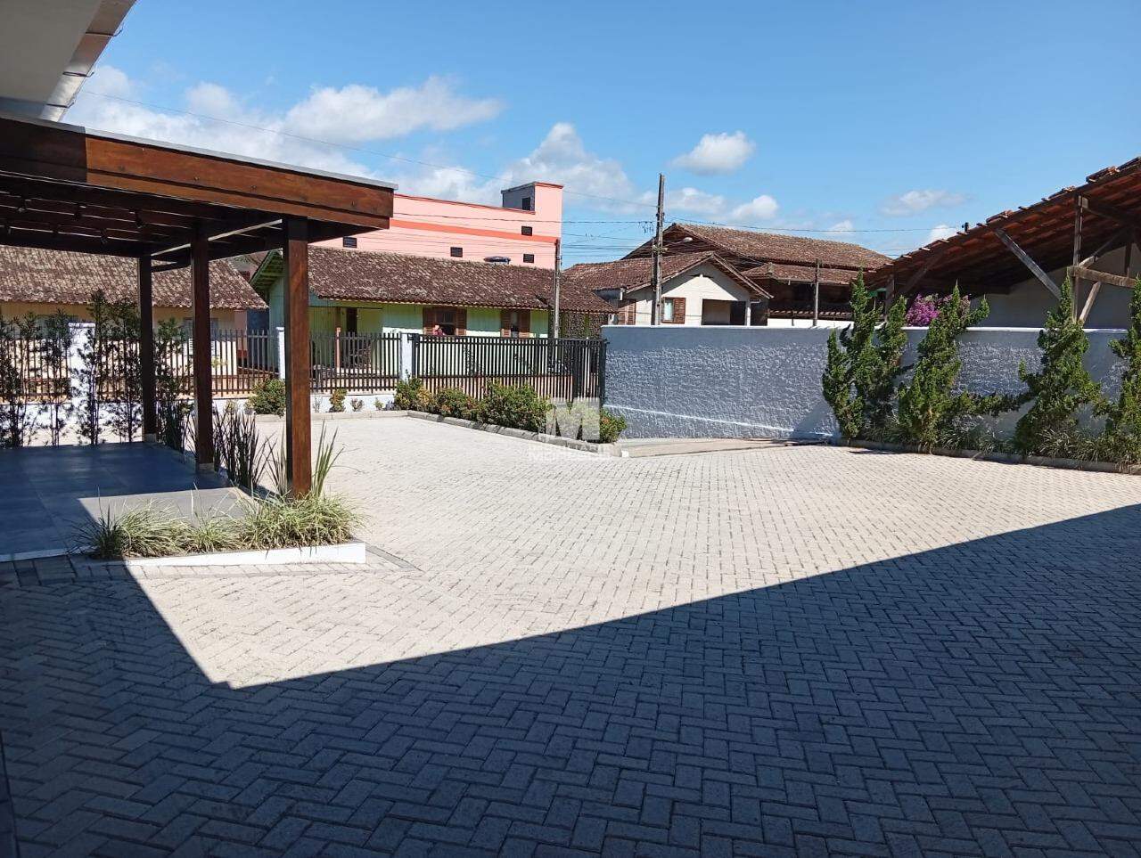 Casa à venda no bairro Centro: