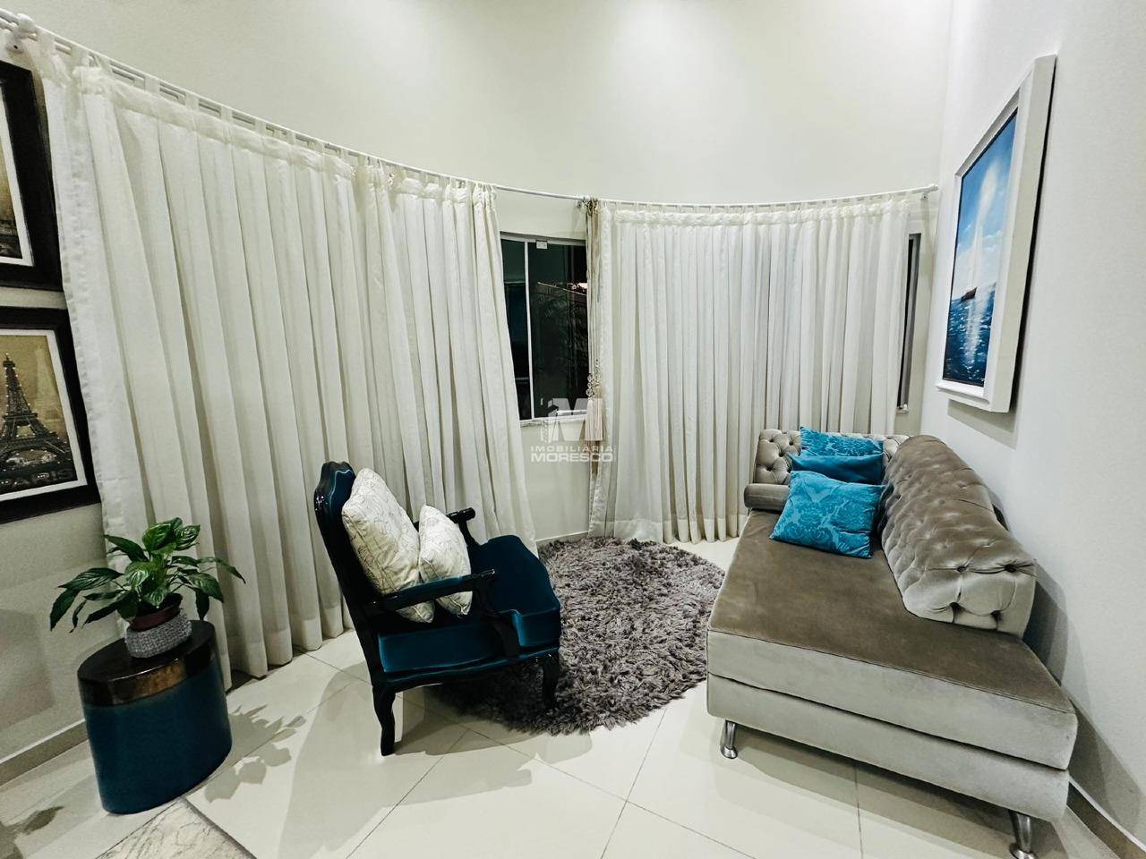 Casa à venda no bairro Santa Luzia: 