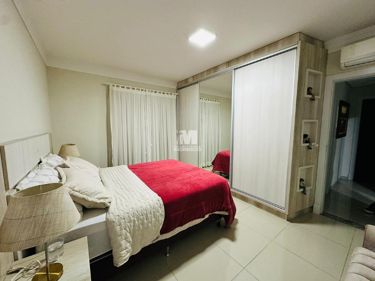 Casa à venda no bairro Santa Luzia: 