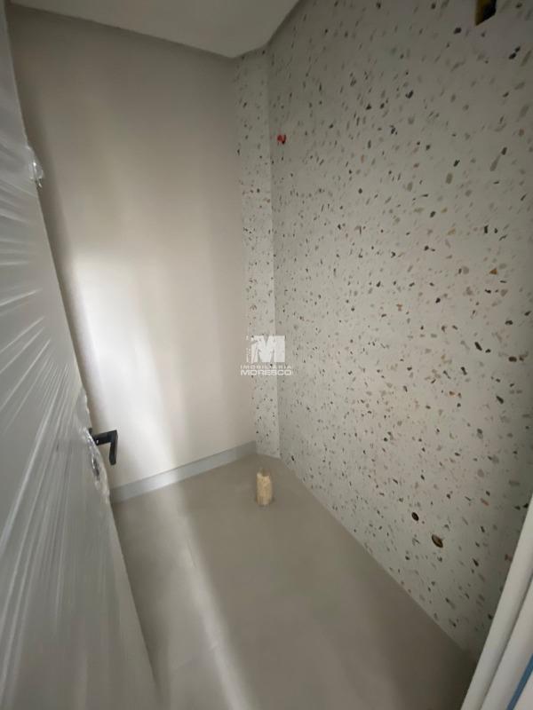 Casa à venda no bairro Souza Cruz: