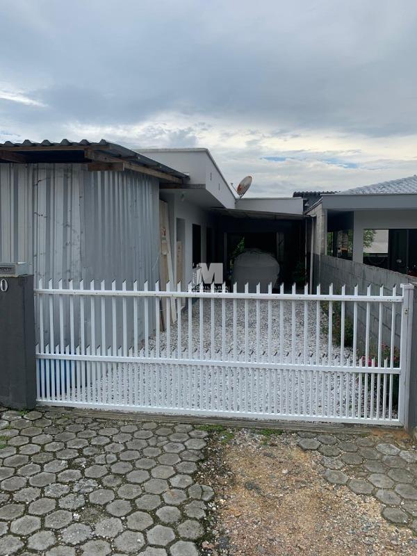 Casa à venda no bairro Rio Branco: 