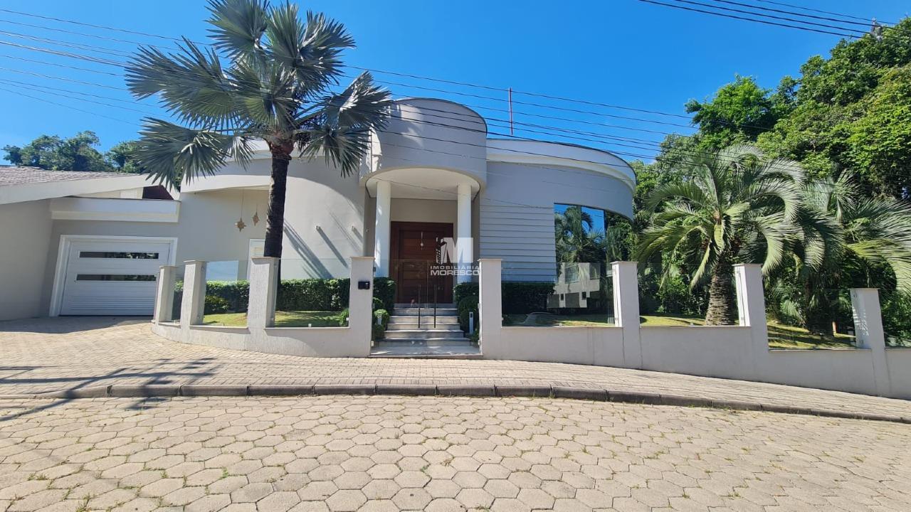 Casa à venda no bairro Jardim Maluche: 