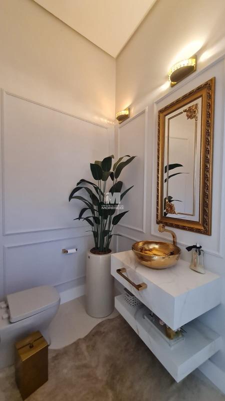 Casa à venda no bairro Jardim Maluche: