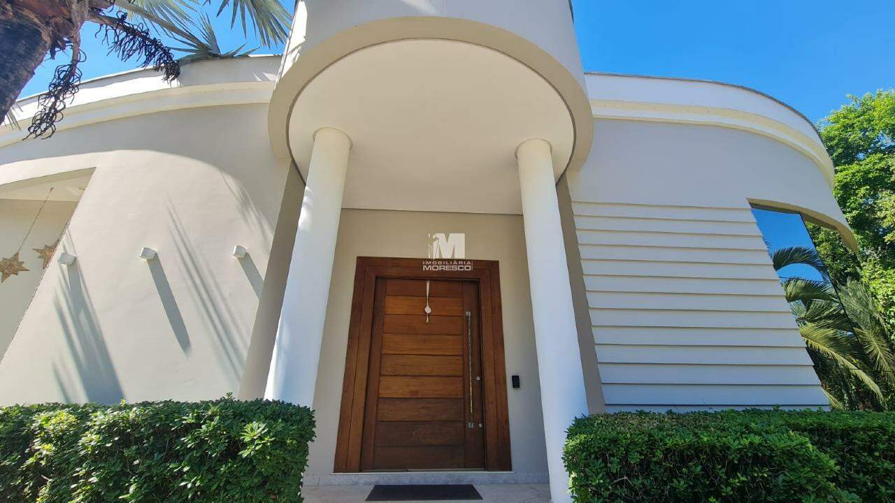 Casa à venda no bairro Jardim Maluche: 