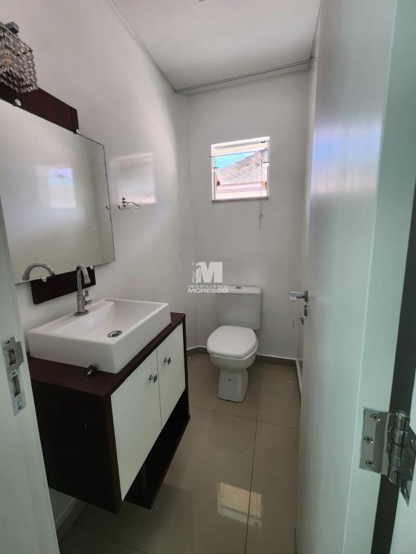 Casa à venda no bairro Centro: