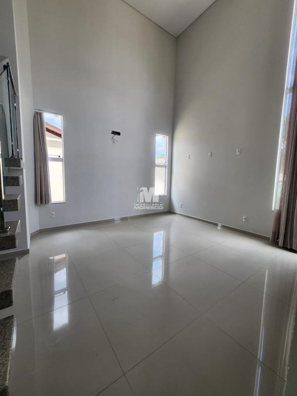 Casa à venda no bairro Centro: