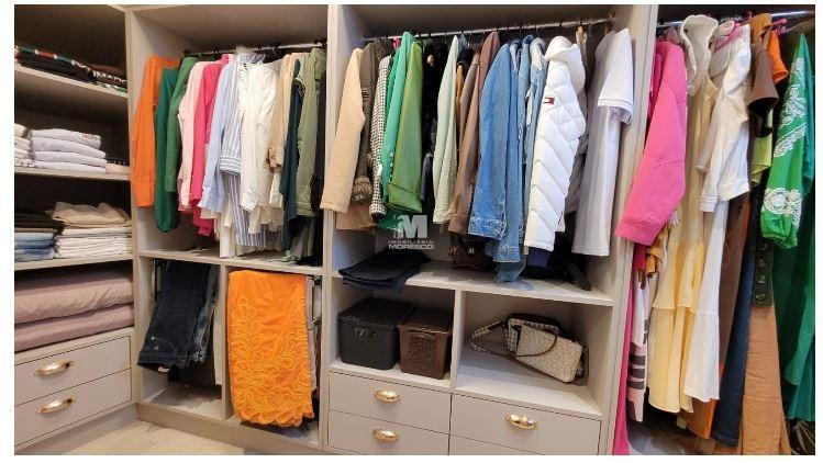 Casa à venda no bairro Guabiruba Sul: 