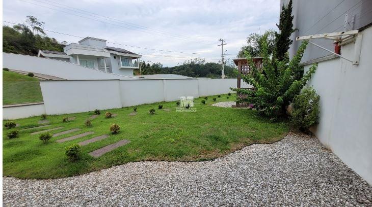 Casa à venda no bairro Guabiruba Sul: 