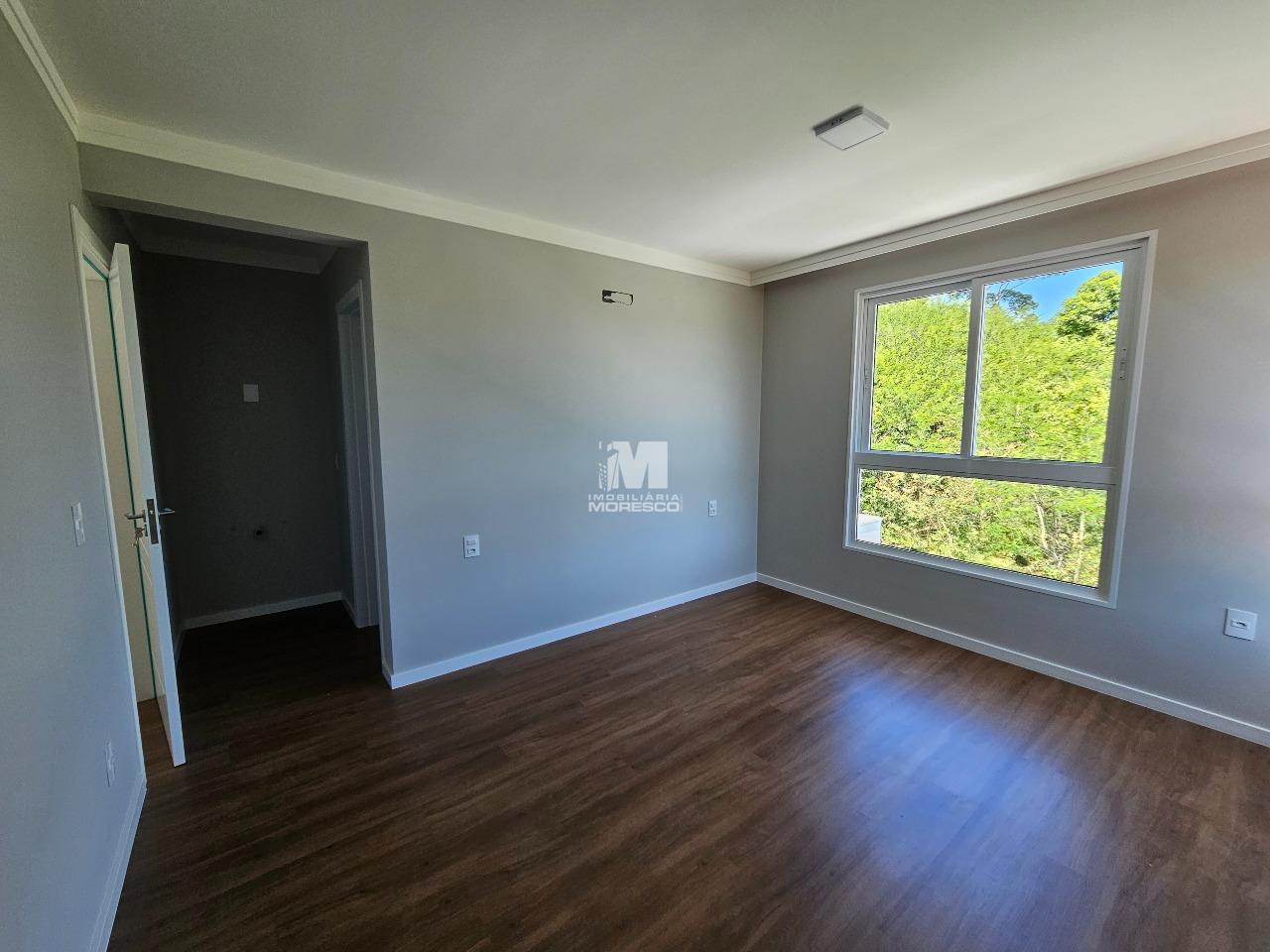 Casa à venda no bairro Guabiruba Sul: 