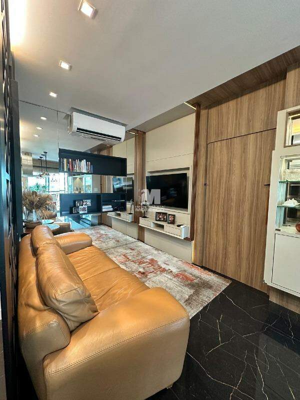 Apartamento à venda no bairro São Luiz: 