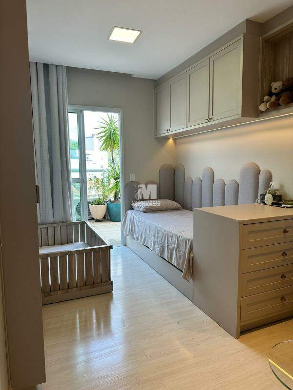 Apartamento à venda no bairro São Luiz: 