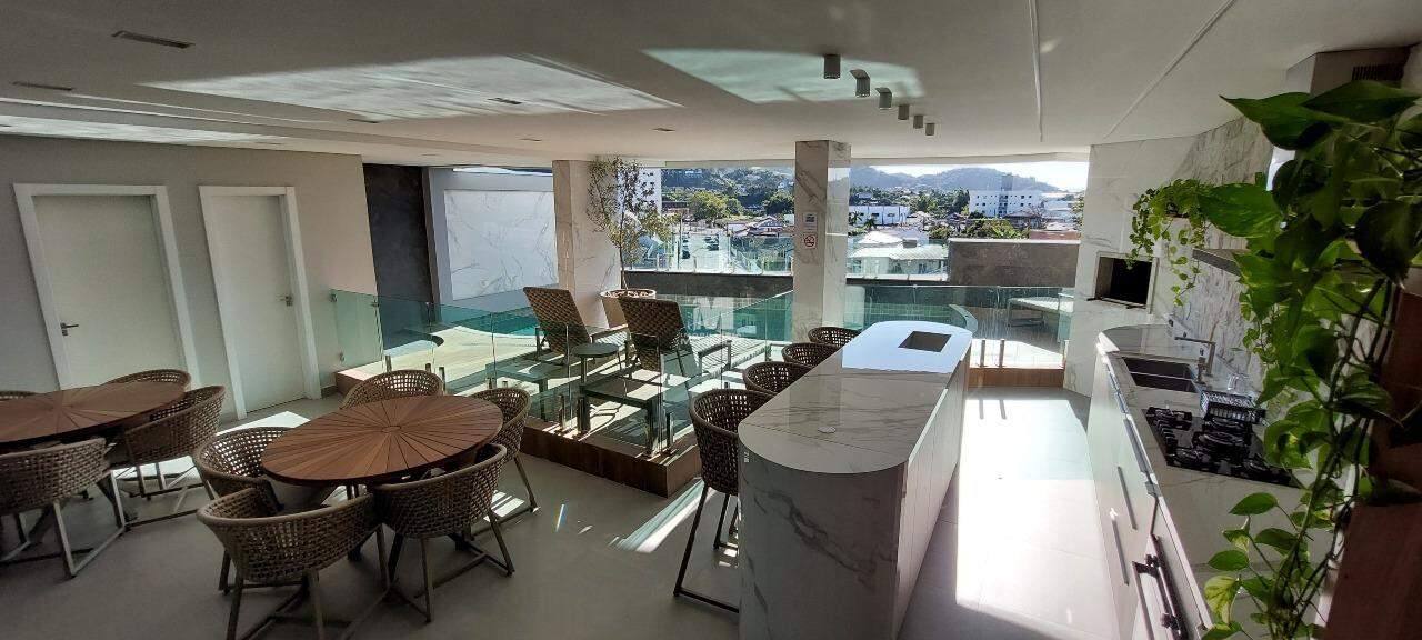 Apartamento à venda no bairro São Luiz: 