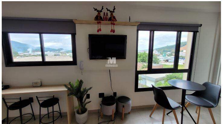 Flat à venda no bairro Santa Terezinha: 